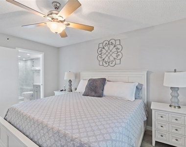 1374 Siesta Bayside Drive - Photo Thumbnail 18