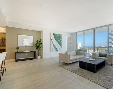 301 Quay Commons Drive - Photo Thumbnail 8