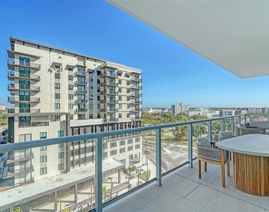 301 Quay Commons Drive - Photo Thumbnail 14