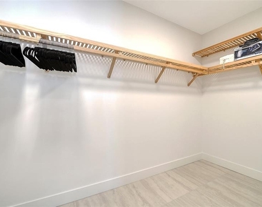 301 Quay Commons Drive - Photo Thumbnail 33