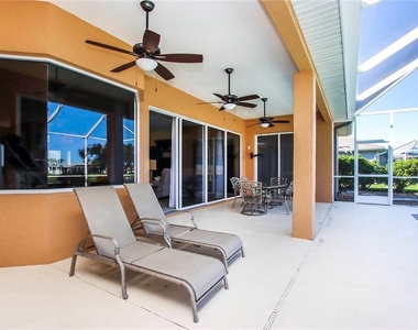 2525 Jasmine Way - Photo Thumbnail 28