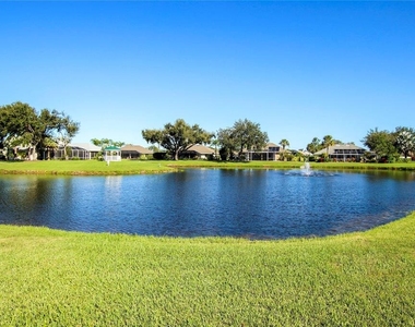 2525 Jasmine Way - Photo Thumbnail 41