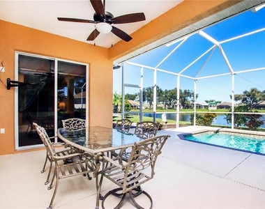 2525 Jasmine Way - Photo Thumbnail 30