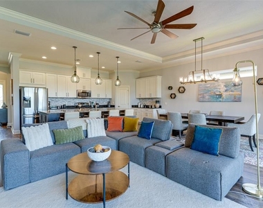 4511 Terrazza Court - Photo Thumbnail 4