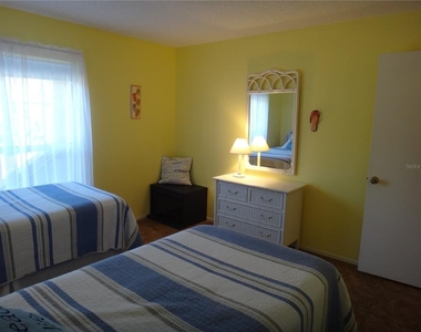 4493 Longmeadow - Photo Thumbnail 19
