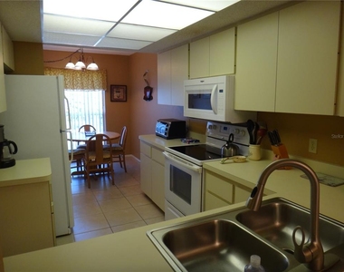 4493 Longmeadow - Photo Thumbnail 5