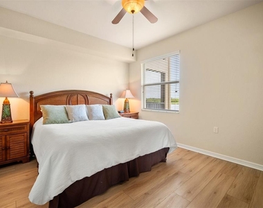 7803 Grand Estuary Trail - Photo Thumbnail 21