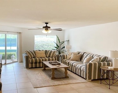 1230 Siesta Bayside Drive - Photo Thumbnail 3