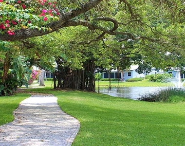 1230 Siesta Bayside Drive - Photo Thumbnail 18