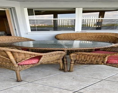 1365 Siesta Bayside Drive - Photo Thumbnail 2