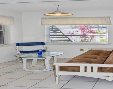 1351 Siesta Bayside Drive - Photo Thumbnail 7