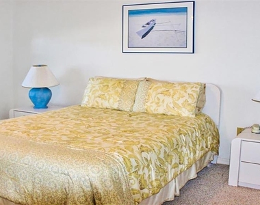 1351 Siesta Bayside Drive - Photo Thumbnail 8