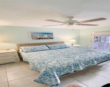 1344 Siesta Bayside Drive - Photo Thumbnail 7
