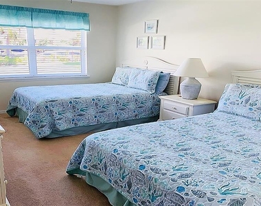 1327 Siesta Bayside Drive - Photo Thumbnail 9