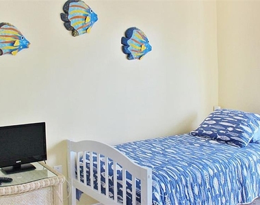 1305 Siesta Bayside Drive - Photo Thumbnail 10