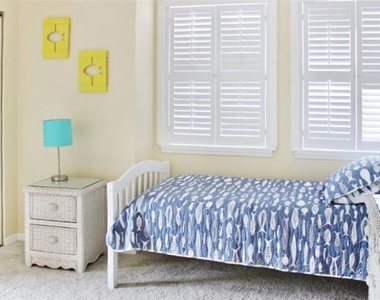 1305 Siesta Bayside Drive - Photo Thumbnail 11