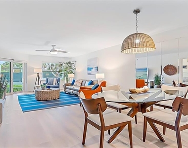 1204 Siesta Bayside Drive - Photo Thumbnail 6