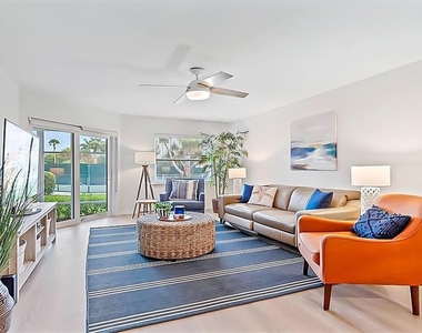 1204 Siesta Bayside Drive - Photo Thumbnail 9