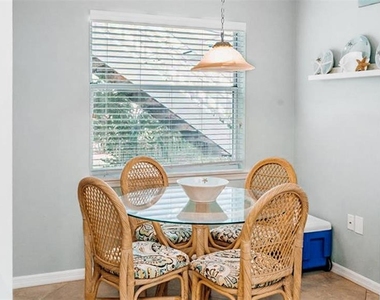 1272 Siesta Bayside Drive - Photo Thumbnail 9