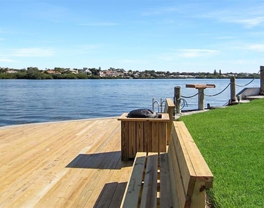 1272 Siesta Bayside Drive - Photo Thumbnail 30