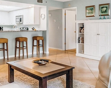 1272 Siesta Bayside Drive - Photo Thumbnail 7