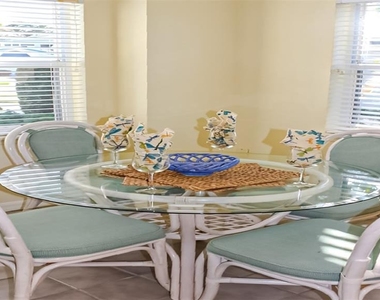 1241 Siesta Bayside Drive - Photo Thumbnail 8