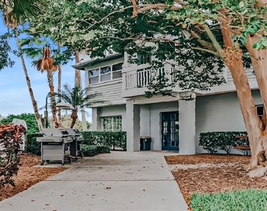 1241 Siesta Bayside Drive - Photo Thumbnail 29