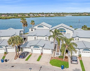 1360 Siesta Bayside Drive - Photo Thumbnail 21