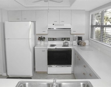 1200 Siesta Bayside Drive - Photo Thumbnail 3