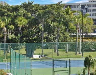 1200 Siesta Bayside Drive - Photo Thumbnail 2