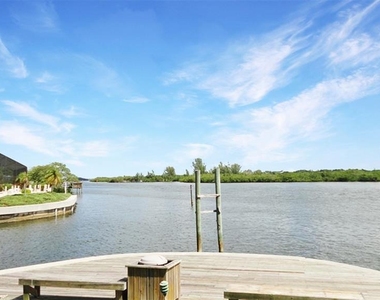 1200 Siesta Bayside Drive - Photo Thumbnail 22