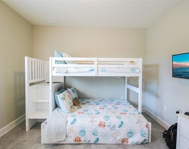 7710 34th Avenue W - Photo Thumbnail 27
