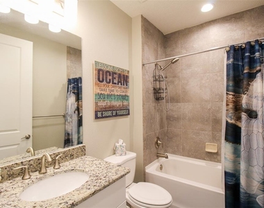 7710 34th Avenue W - Photo Thumbnail 12