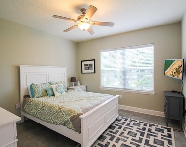 7710 34th Avenue W - Photo Thumbnail 13