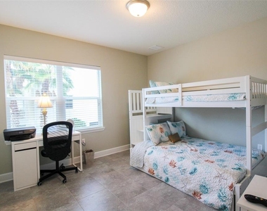 7710 34th Avenue W - Photo Thumbnail 26
