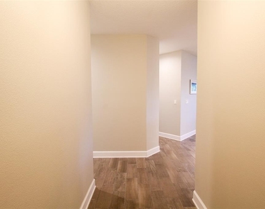 7710 34th Avenue W - Photo Thumbnail 8