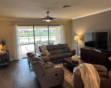 6808 Wild Lake Terrace - Photo Thumbnail 23