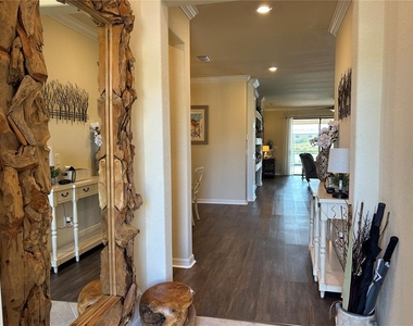 6808 Wild Lake Terrace - Photo Thumbnail 3