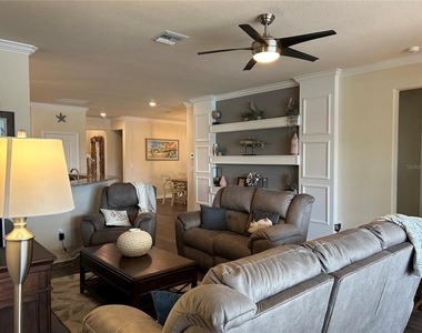 6808 Wild Lake Terrace - Photo Thumbnail 17