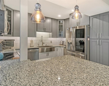 1601 Bayhouse Point Drive - Photo Thumbnail 11