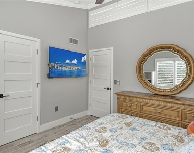 1601 Bayhouse Point Drive - Photo Thumbnail 21