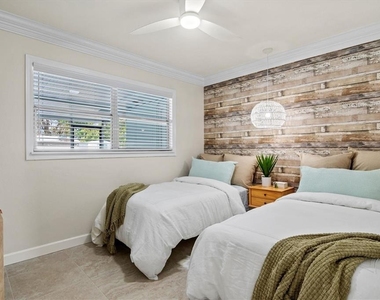2641 Martin Street - Photo Thumbnail 43