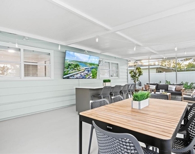 2641 Martin Street - Photo Thumbnail 30