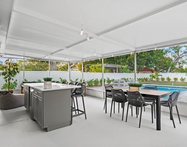 2641 Martin Street - Photo Thumbnail 29