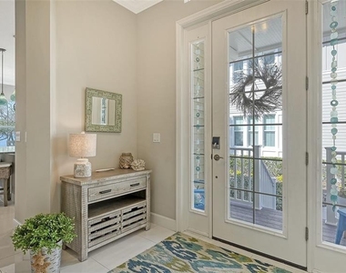 280 Saint Lucia Drive - Photo Thumbnail 4