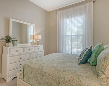 280 Saint Lucia Drive - Photo Thumbnail 28