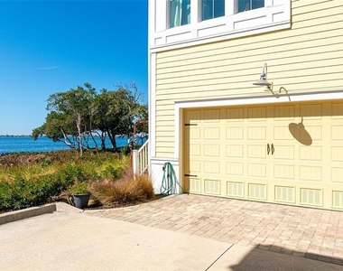 280 Saint Lucia Drive - Photo Thumbnail 34