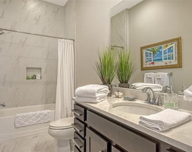 280 Saint Lucia Drive - Photo Thumbnail 26