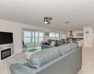 5516 Avenida Del Mare - Photo Thumbnail 8