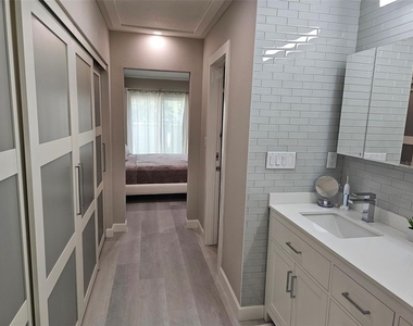 3503 Avenida Madera - Photo Thumbnail 23
